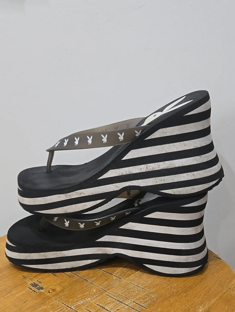 Vintage Y2K Playboy Platform Sandals Size 8
